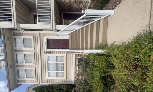 1123 Beaver Run, Troy Mi 48083: Gorgeously Updated Condo in the heart of Troy- For Rent